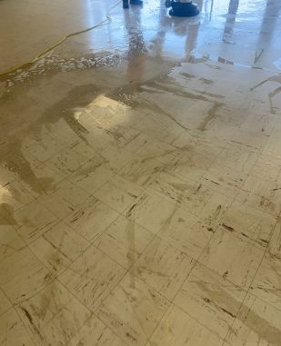 Before & After Commercial Floor Strip & Wax in Concord, NC (3)